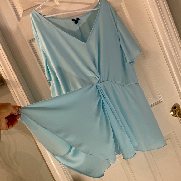 Torrid Relaxed Blue Tie Front Blouse - Picture 6 of 7